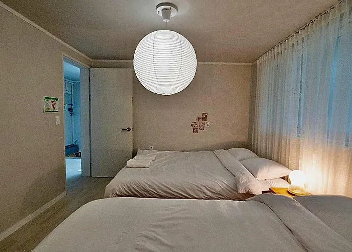 Hotel New! Urban Hideout #4beds #newlyremodeled #cookingavailable #family #gathering #mangwonhongdae